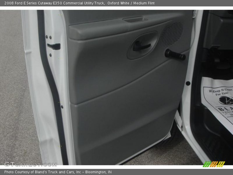Oxford White / Medium Flint 2008 Ford E Series Cutaway E350 Commercial Utility Truck
