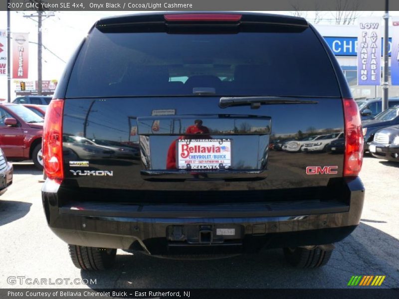 Onyx Black / Cocoa/Light Cashmere 2007 GMC Yukon SLE 4x4