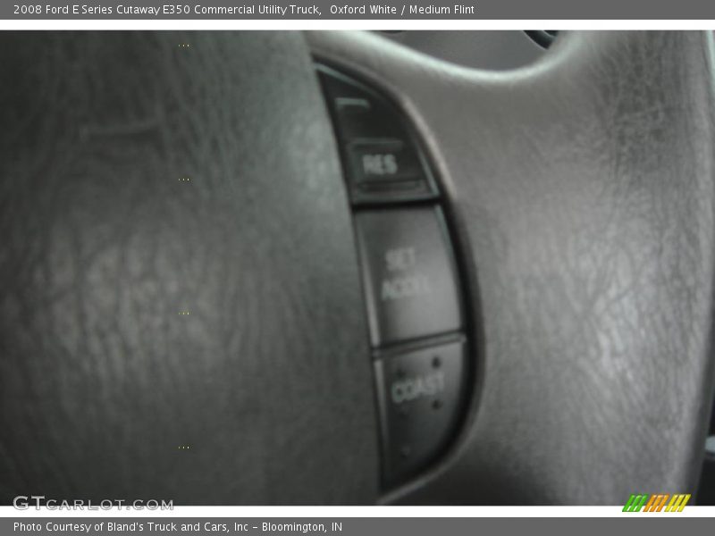 Oxford White / Medium Flint 2008 Ford E Series Cutaway E350 Commercial Utility Truck