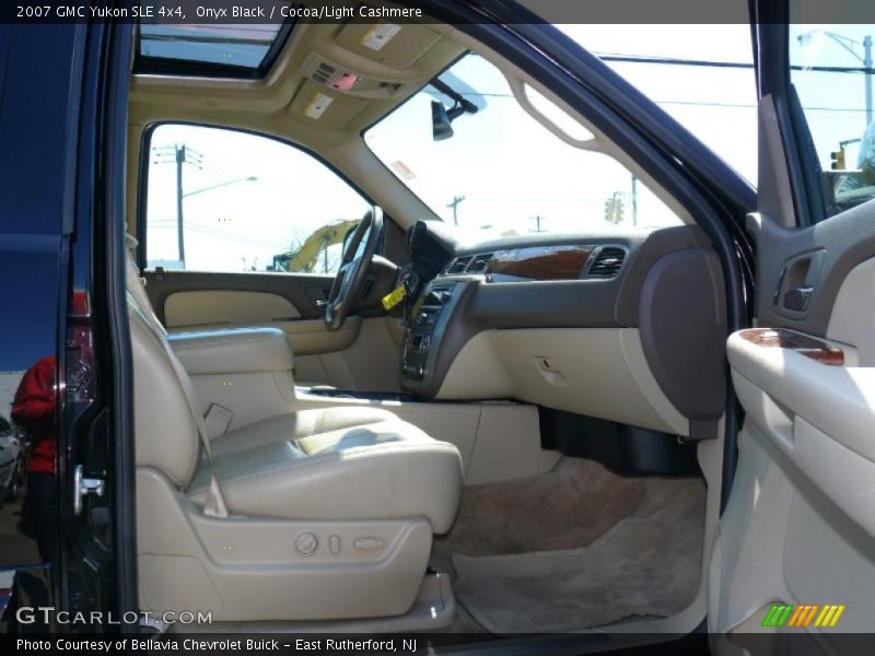 Onyx Black / Cocoa/Light Cashmere 2007 GMC Yukon SLE 4x4