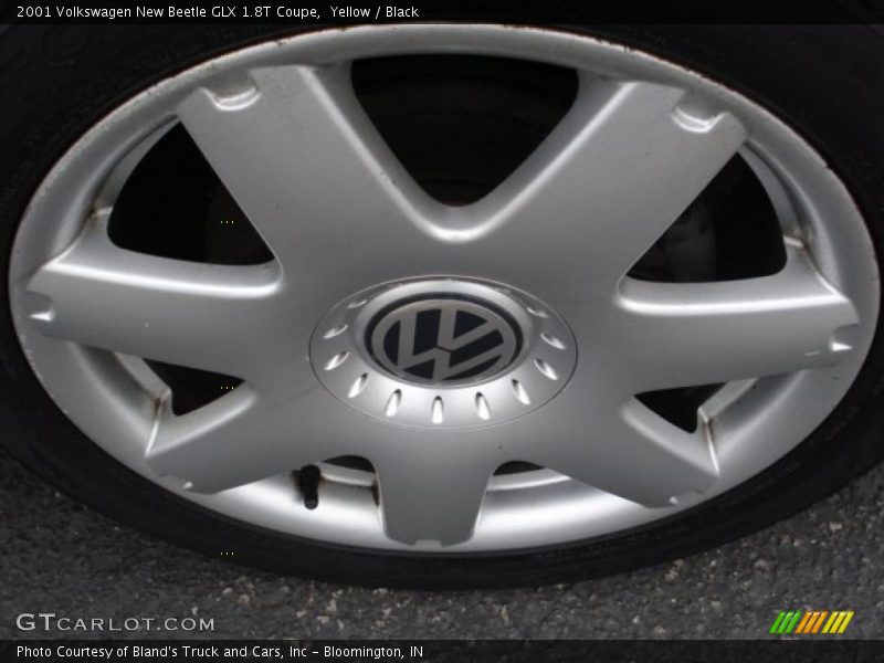 Yellow / Black 2001 Volkswagen New Beetle GLX 1.8T Coupe