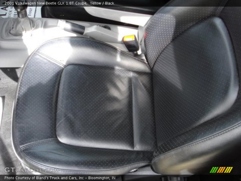 Yellow / Black 2001 Volkswagen New Beetle GLX 1.8T Coupe