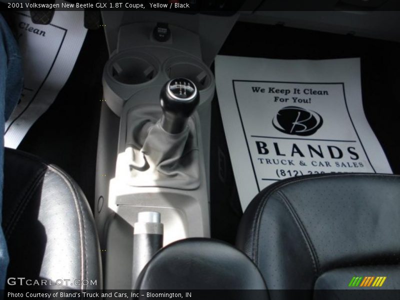 Yellow / Black 2001 Volkswagen New Beetle GLX 1.8T Coupe