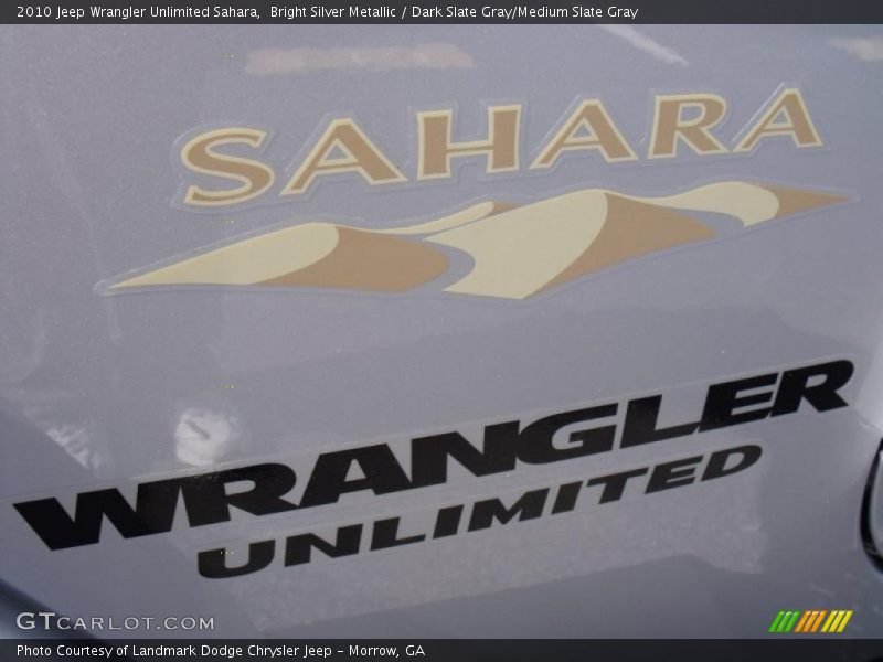 Bright Silver Metallic / Dark Slate Gray/Medium Slate Gray 2010 Jeep Wrangler Unlimited Sahara