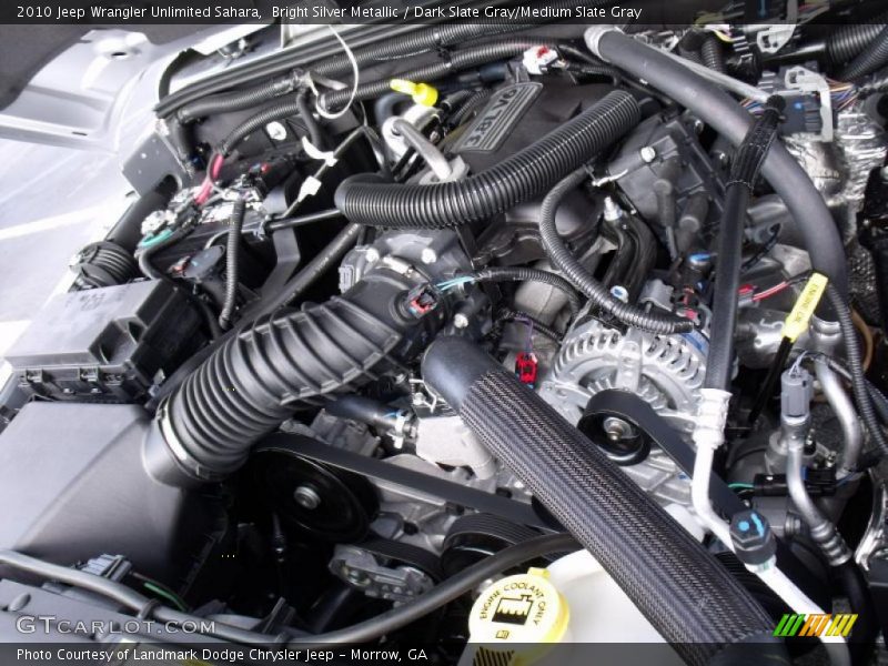 Bright Silver Metallic / Dark Slate Gray/Medium Slate Gray 2010 Jeep Wrangler Unlimited Sahara