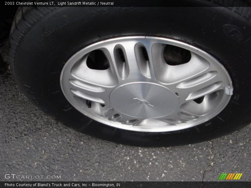 Light Sandrift Metallic / Neutral 2003 Chevrolet Venture LT