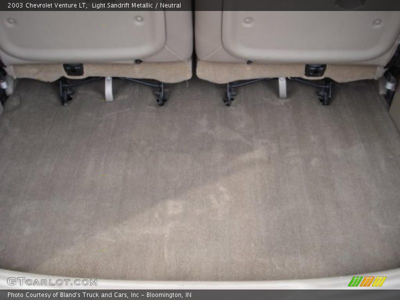 Light Sandrift Metallic / Neutral 2003 Chevrolet Venture LT