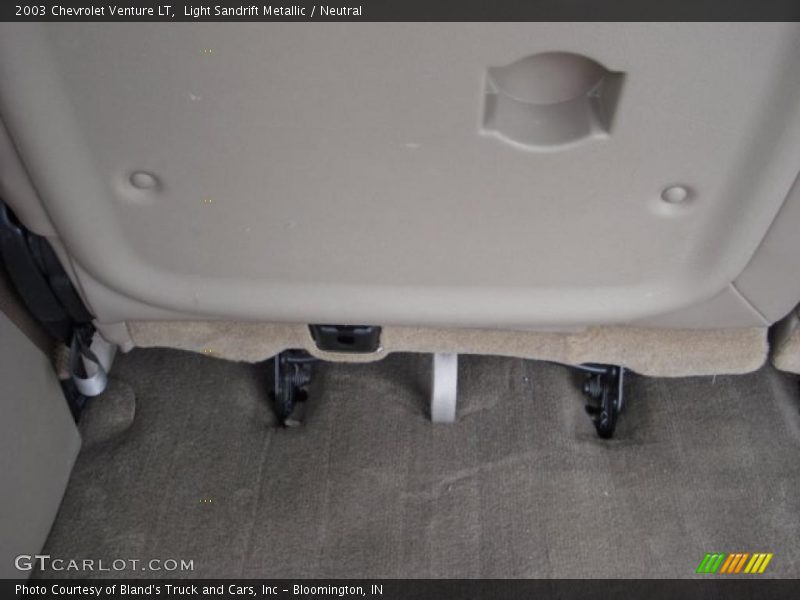 Light Sandrift Metallic / Neutral 2003 Chevrolet Venture LT