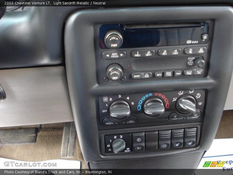 Light Sandrift Metallic / Neutral 2003 Chevrolet Venture LT