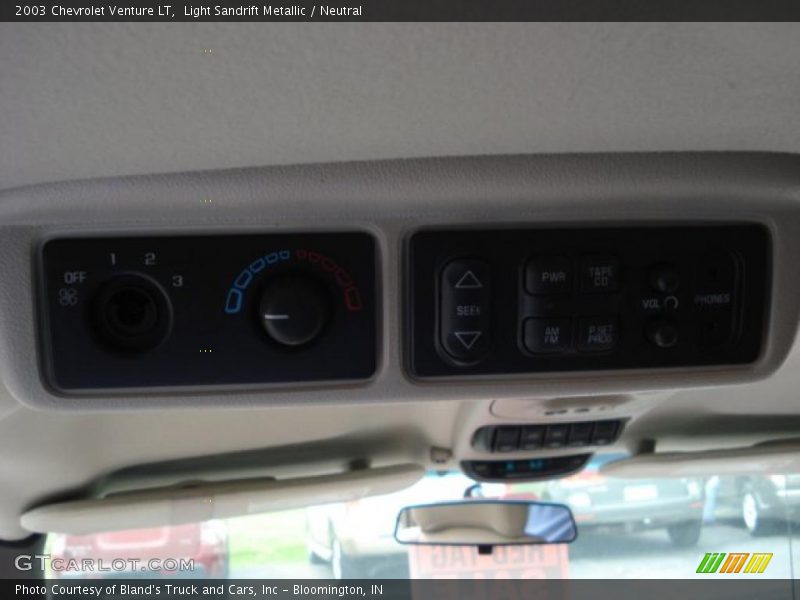 Light Sandrift Metallic / Neutral 2003 Chevrolet Venture LT