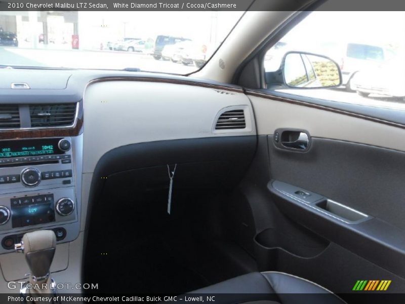 White Diamond Tricoat / Cocoa/Cashmere 2010 Chevrolet Malibu LTZ Sedan