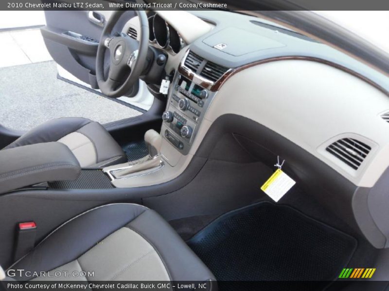White Diamond Tricoat / Cocoa/Cashmere 2010 Chevrolet Malibu LTZ Sedan