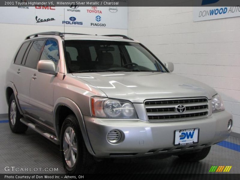 Millennium Silver Metallic / Charcoal 2001 Toyota Highlander V6