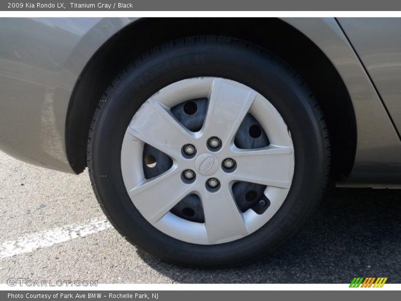 Titanium Gray / Black 2009 Kia Rondo LX