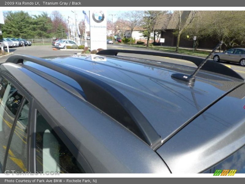 Titanium Gray / Black 2009 Kia Rondo LX