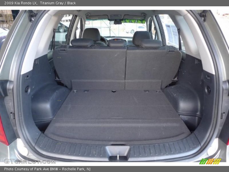 Titanium Gray / Black 2009 Kia Rondo LX