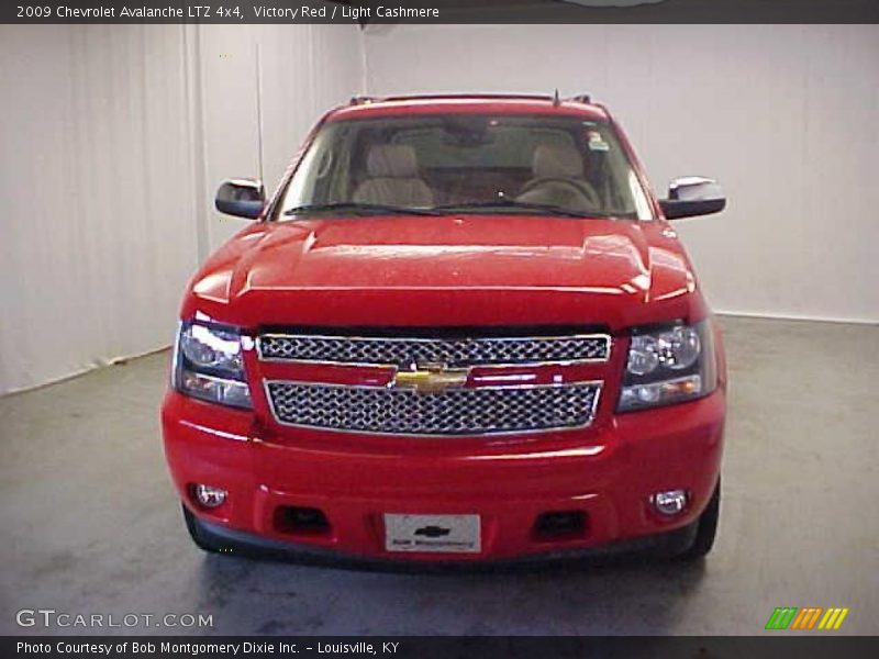 Victory Red / Light Cashmere 2009 Chevrolet Avalanche LTZ 4x4