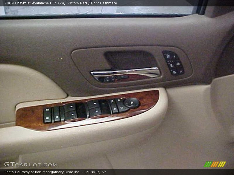 Victory Red / Light Cashmere 2009 Chevrolet Avalanche LTZ 4x4