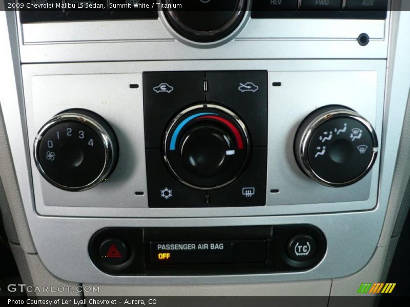 Summit White / Titanium 2009 Chevrolet Malibu LS Sedan