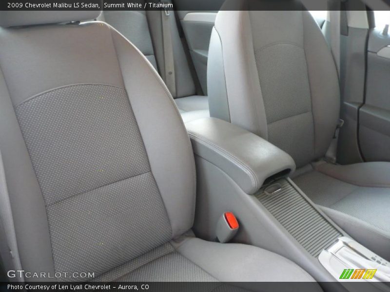 Summit White / Titanium 2009 Chevrolet Malibu LS Sedan