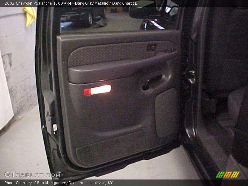 Dark Gray Metallic / Dark Charcoal 2003 Chevrolet Avalanche 1500 4x4