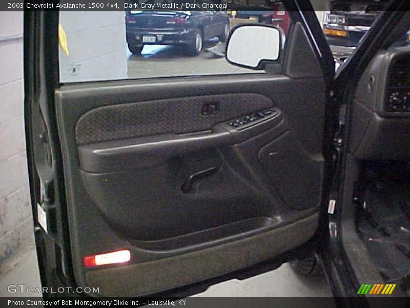Dark Gray Metallic / Dark Charcoal 2003 Chevrolet Avalanche 1500 4x4