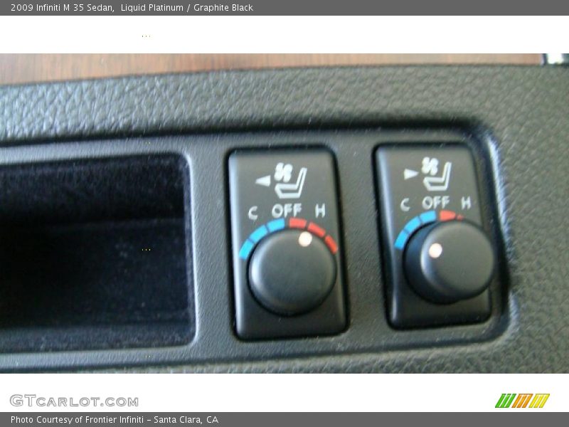 Liquid Platinum / Graphite Black 2009 Infiniti M 35 Sedan