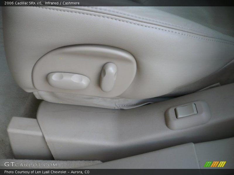 Infrared / Cashmere 2006 Cadillac SRX V6