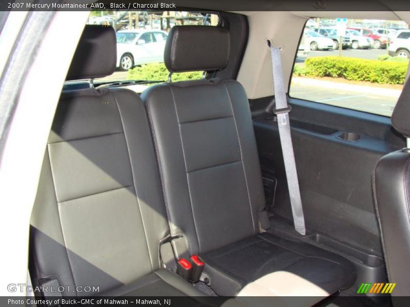 Black / Charcoal Black 2007 Mercury Mountaineer AWD