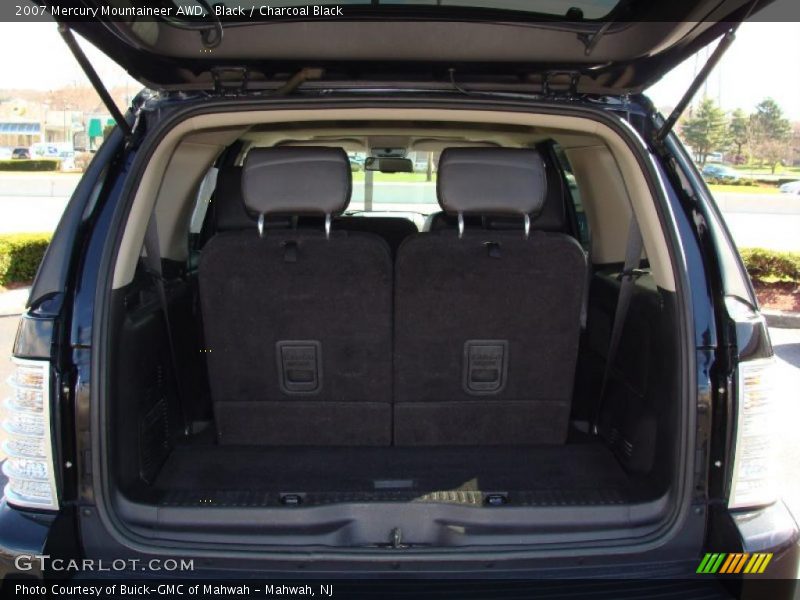 Black / Charcoal Black 2007 Mercury Mountaineer AWD