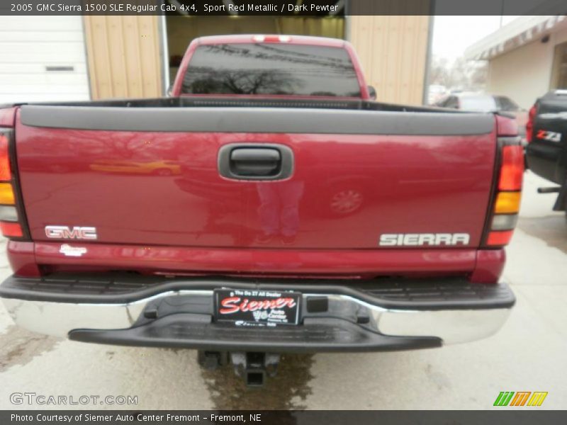 Sport Red Metallic / Dark Pewter 2005 GMC Sierra 1500 SLE Regular Cab 4x4