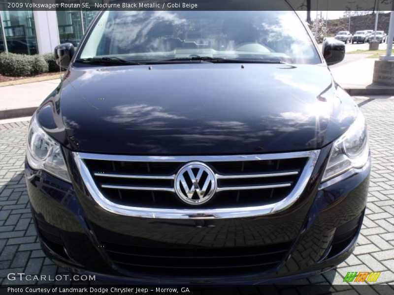 Nocturne Black Metallic / Gobi Beige 2009 Volkswagen Routan SE