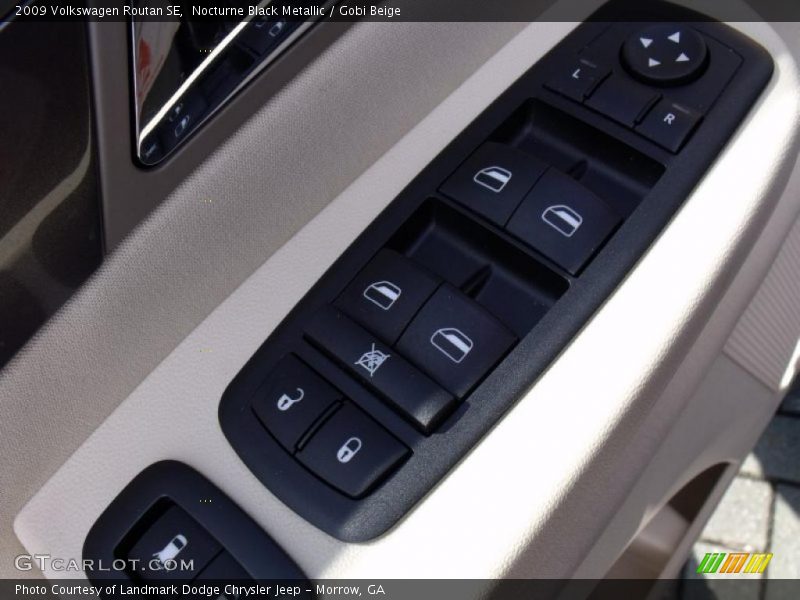 Nocturne Black Metallic / Gobi Beige 2009 Volkswagen Routan SE