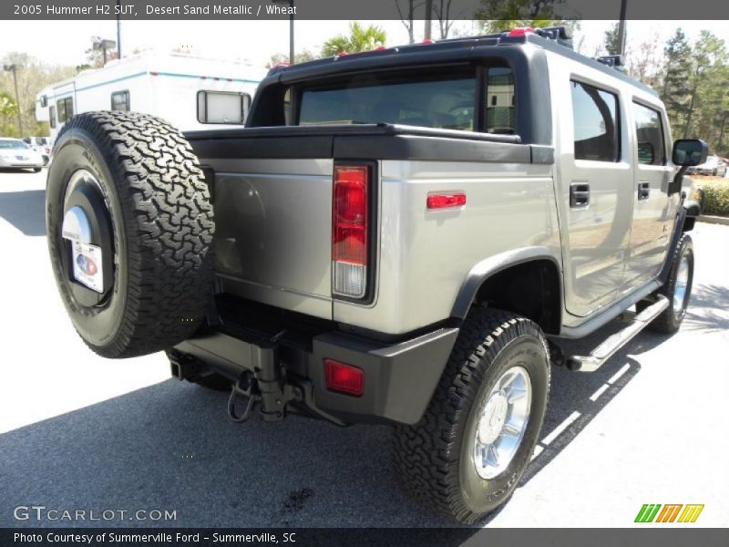 Desert Sand Metallic / Wheat 2005 Hummer H2 SUT
