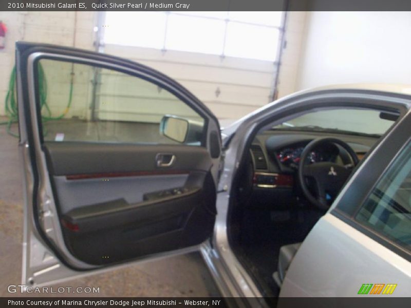 Quick Silver Pearl / Medium Gray 2010 Mitsubishi Galant ES