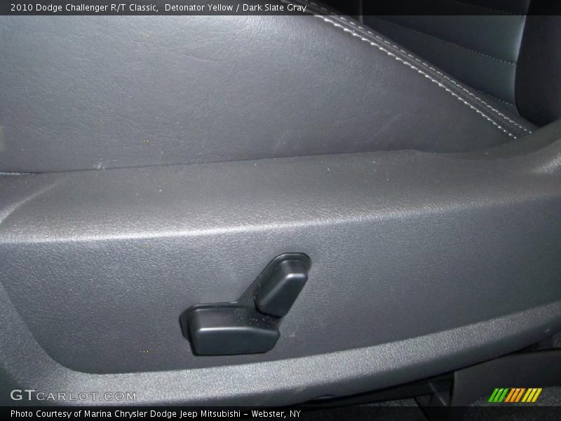 Detonator Yellow / Dark Slate Gray 2010 Dodge Challenger R/T Classic