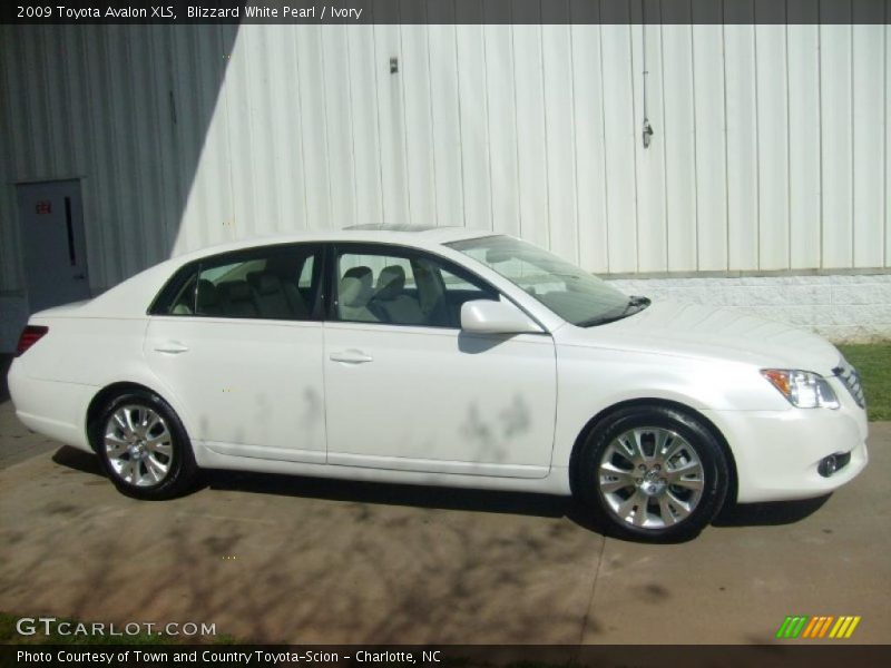 Blizzard White Pearl / Ivory 2009 Toyota Avalon XLS