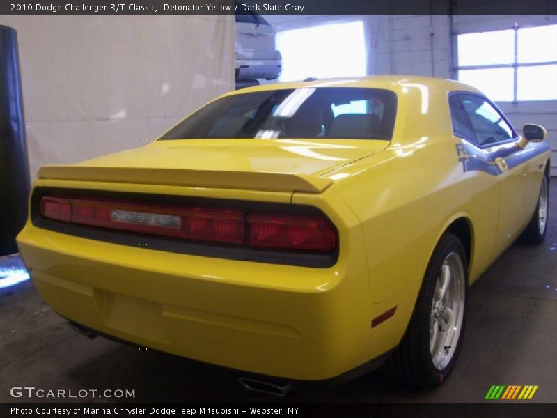 Detonator Yellow / Dark Slate Gray 2010 Dodge Challenger R/T Classic
