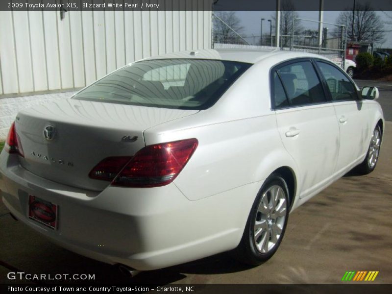 Blizzard White Pearl / Ivory 2009 Toyota Avalon XLS
