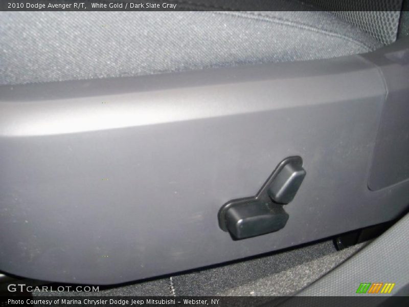 White Gold / Dark Slate Gray 2010 Dodge Avenger R/T