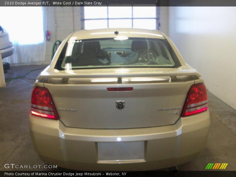White Gold / Dark Slate Gray 2010 Dodge Avenger R/T