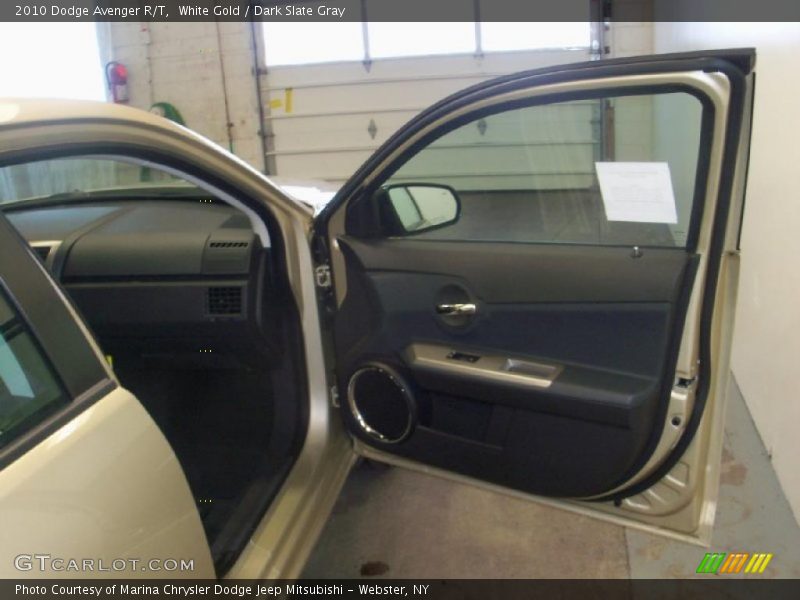 White Gold / Dark Slate Gray 2010 Dodge Avenger R/T