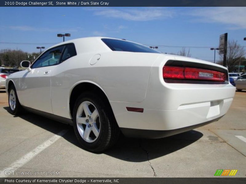 Stone White / Dark Slate Gray 2010 Dodge Challenger SE