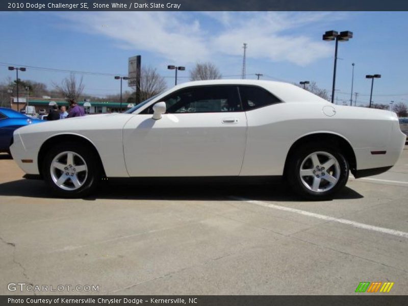 Stone White / Dark Slate Gray 2010 Dodge Challenger SE