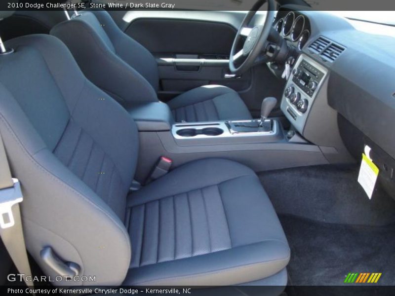 Stone White / Dark Slate Gray 2010 Dodge Challenger SE
