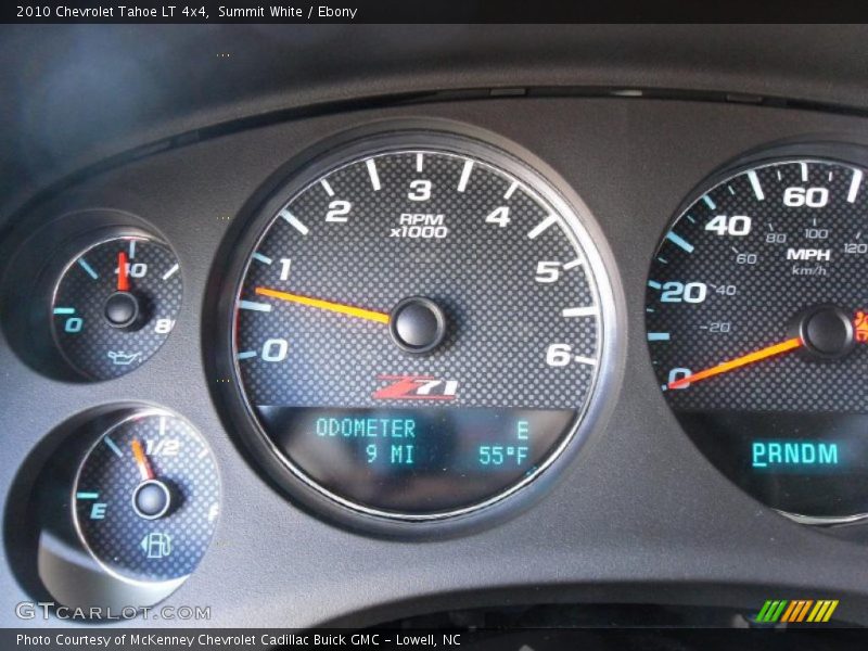Summit White / Ebony 2010 Chevrolet Tahoe LT 4x4