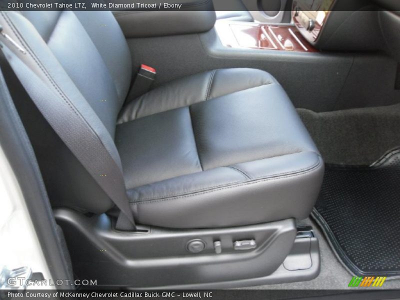White Diamond Tricoat / Ebony 2010 Chevrolet Tahoe LTZ