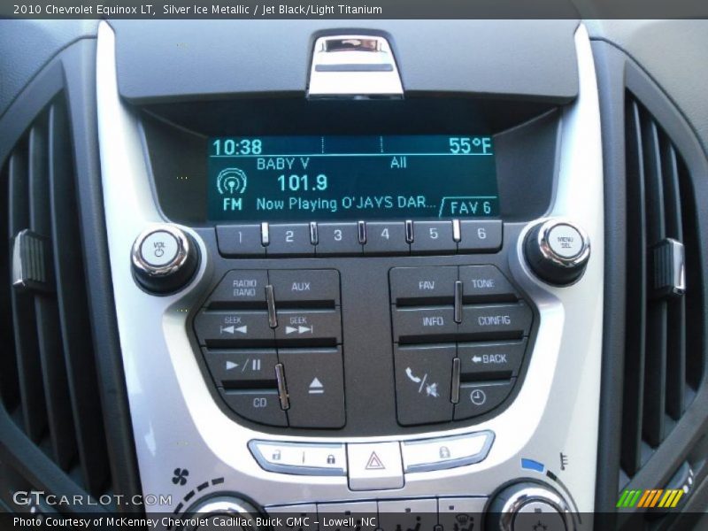Silver Ice Metallic / Jet Black/Light Titanium 2010 Chevrolet Equinox LT