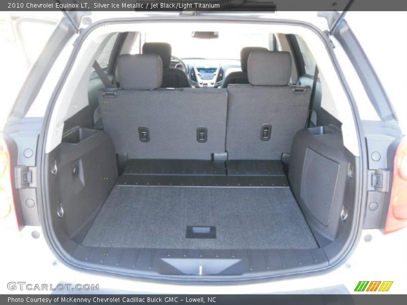 Silver Ice Metallic / Jet Black/Light Titanium 2010 Chevrolet Equinox LT