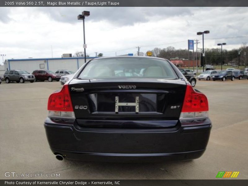 Magic Blue Metallic / Taupe/Light Taupe 2005 Volvo S60 2.5T
